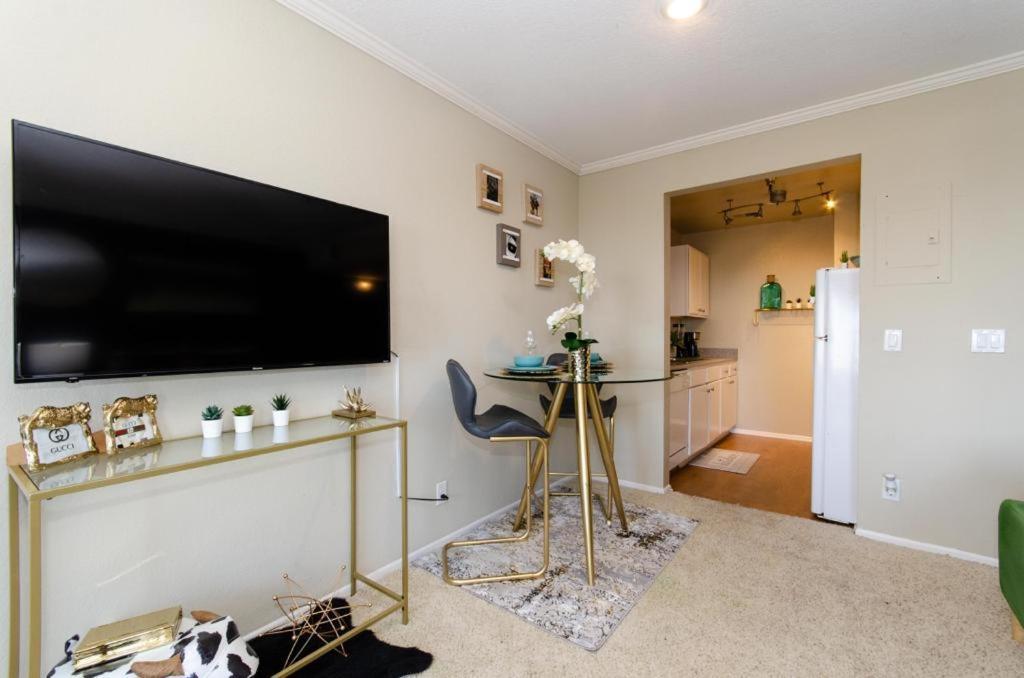 Gucci Mickey And Maxico Lofts Free Parking And Wifi Leilighet Los Angeles Eksteriør bilde