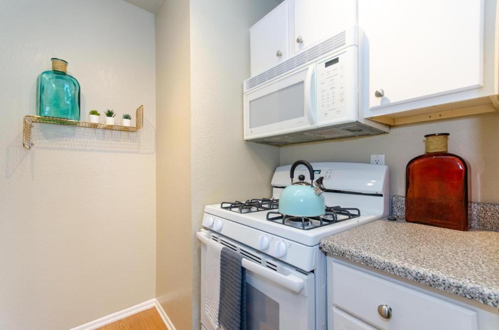 Gucci Mickey And Maxico Lofts Free Parking And Wifi Leilighet Los Angeles Eksteriør bilde