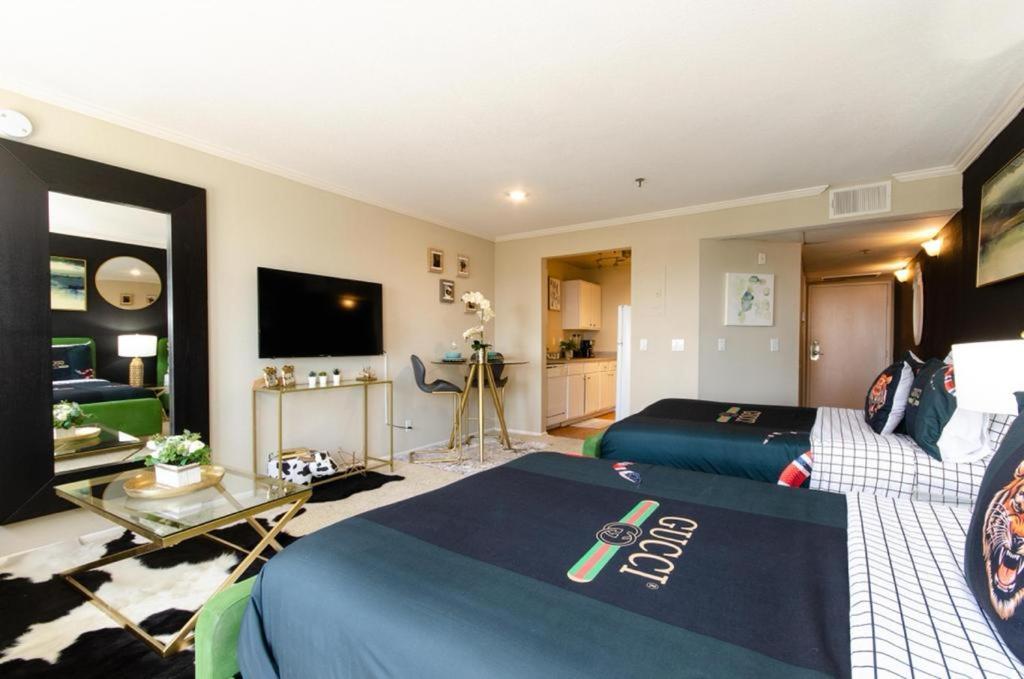 Gucci Mickey And Maxico Lofts Free Parking And Wifi Leilighet Los Angeles Eksteriør bilde