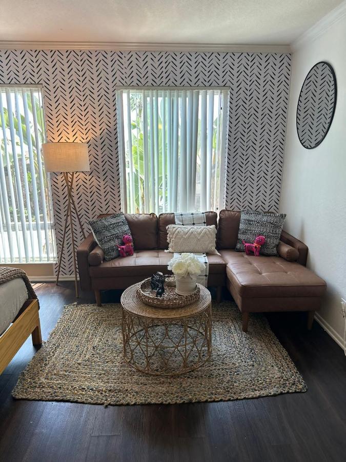 Gucci Mickey And Maxico Lofts Free Parking And Wifi Leilighet Los Angeles Eksteriør bilde